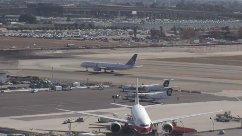 Los Angeles Airport webcam
