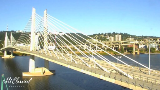 Portland - Tilikum Crossing Webcam