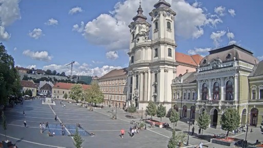 Eger Dobo Istvan Square webcam