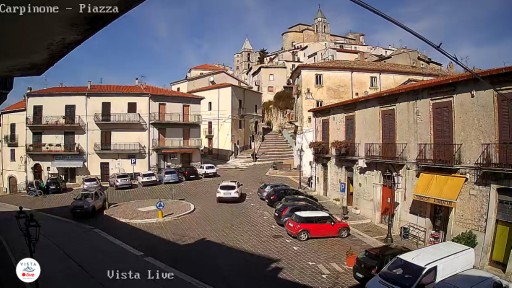 Carpinone Market Square webcam