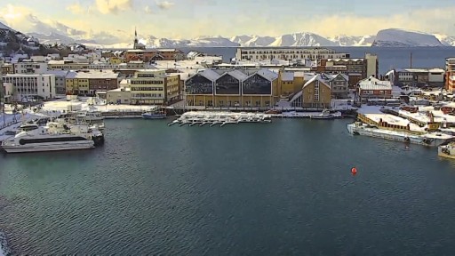 ノルウェー ハンメルフェスト港のライブカメラ