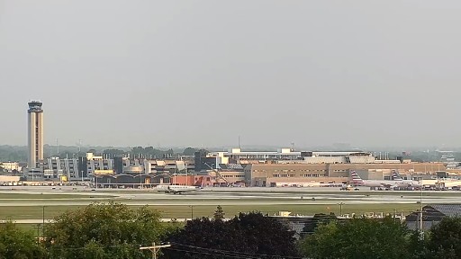 Milwaukee Mitchell International Airport webcam