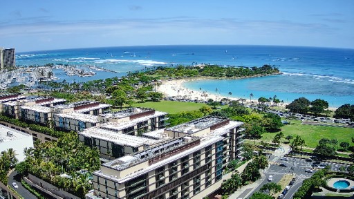 Honolulu - Ala Moana Webcam