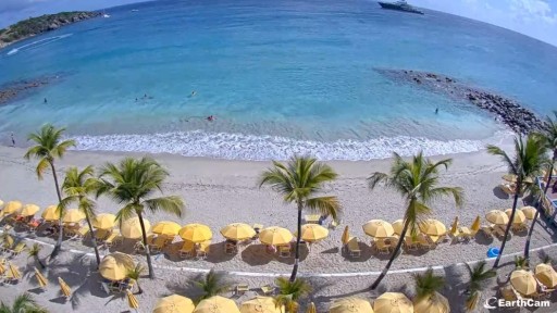 Philipsburg en vivo - Playa de Little Bay