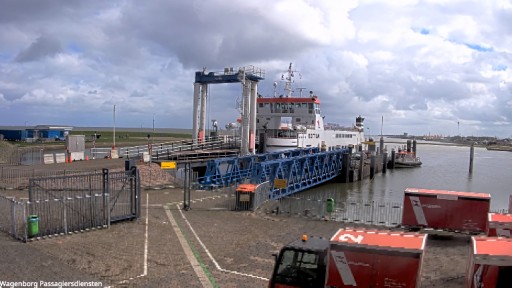 Lauwersoog Ferry Port webcam